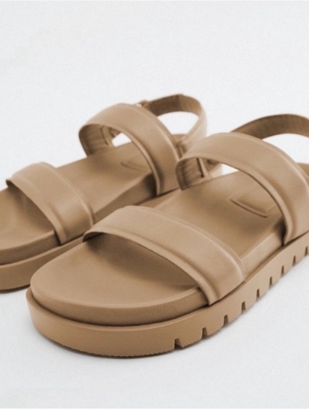 Zara 100% Leather Women's Tan Flats Sandals